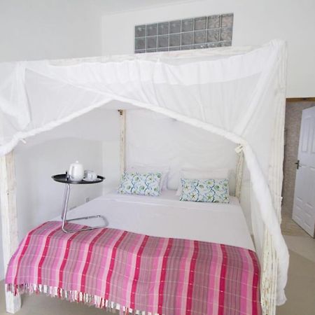 Le Comfort Anse Royale Exterior photo